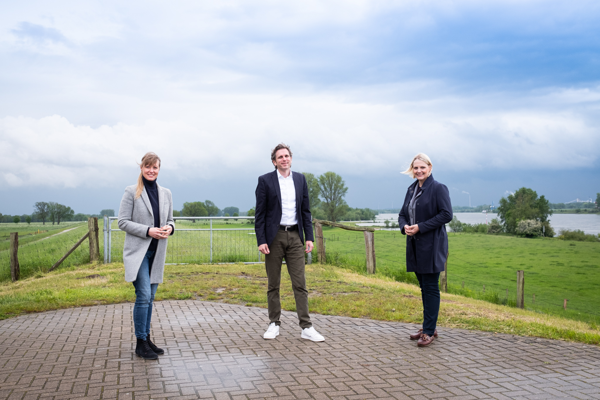 Julia Zupancic, Sascha van Beek und Charlotte Quik (v. l.)