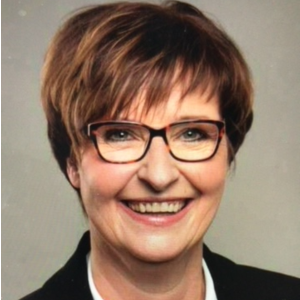  Petra Kiehn